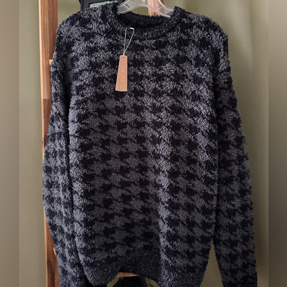 SKIMS Cozy Knit 
Pullover Sweater - Picture 2 of 5